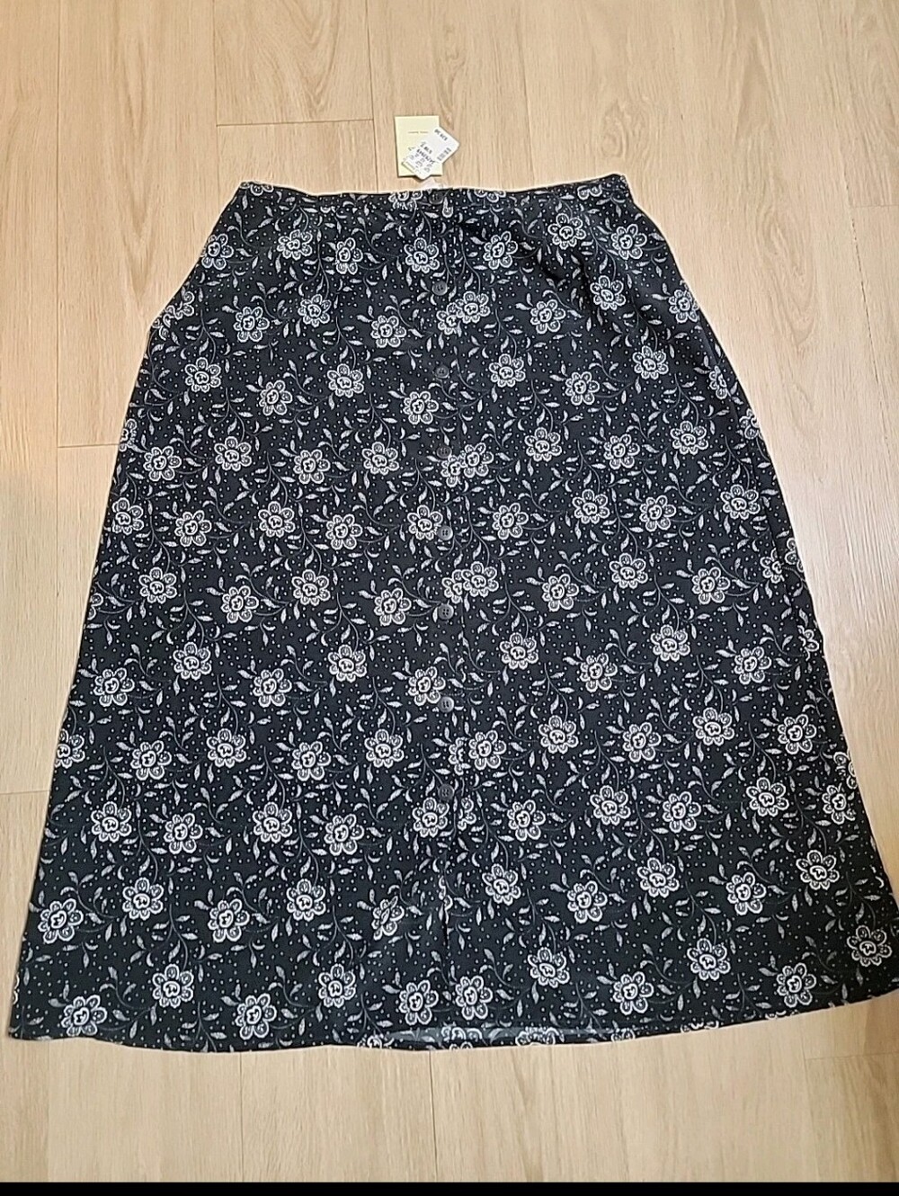 CJ Banks Black Floral A-Line Midi Skirt Career Casual